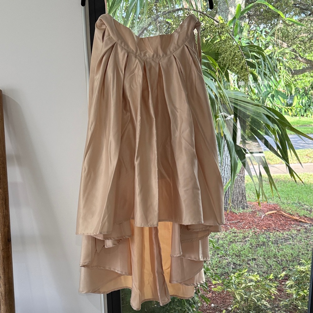 She + Sky High Low Skirt in Cream